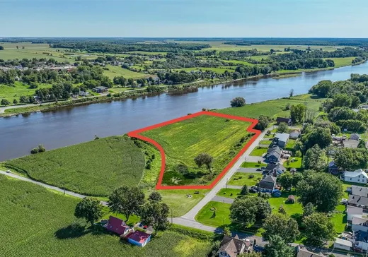 Terrain à vendre -  Rue Nadeau, St-Francois-Du-Lac, J0G1M0