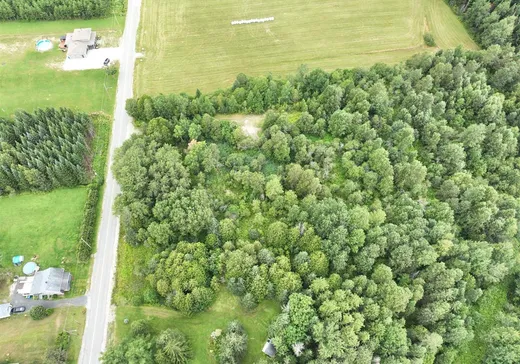 Land for Sale - 40 Rue Principale, St-Pierre-De-Broughton, G0N 1T0