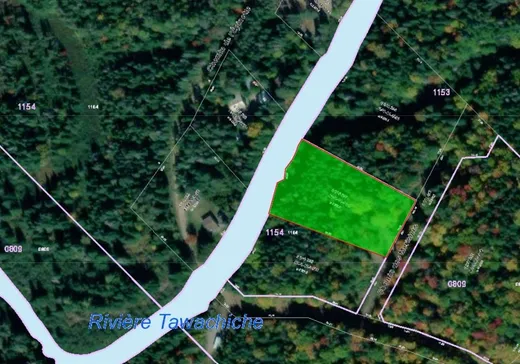 Terrain à vendre - 221 Ch. de l'Épinette, Lac-aux-Sables, G0X1M0