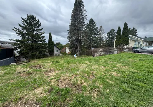 Land for Sale -  Av. Aubry, Saint-Sauveur, J0R 1R6