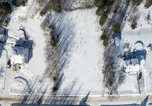 Terrain à vendre -  Rue des Iris, Mont-Laurier, J9L0E5
