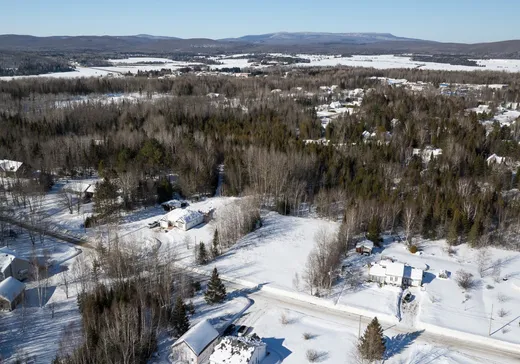 Terrain à vendre -  Rue des Iris, Mont-Laurier, J9L 0E5