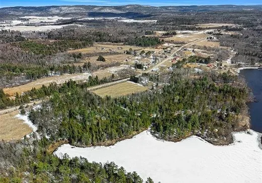 Terrain à vendre -  Ch. de Chapeau-Sheenboro, Chapeau, J0X 1M0