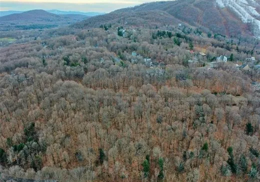 Terrain à vendre -  Rue de Stanstead, Bromont, J2L 1K9