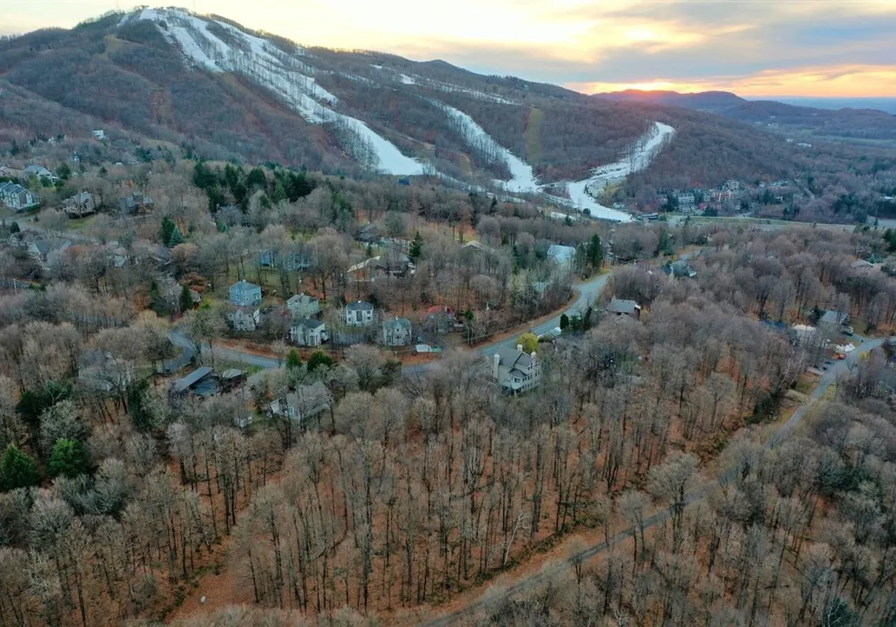 Terrain à vendre -  Rue de Stanstead, Bromont, J2L 1K9