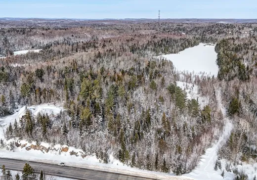 Terrain à vendre -  Route 329, Saint-Sauveur, J0R 1A0