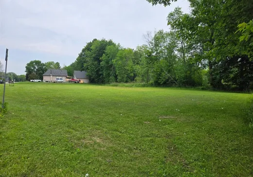 Terrain à vendre -  Tsse Raymond, Lachute, J0V 1X0