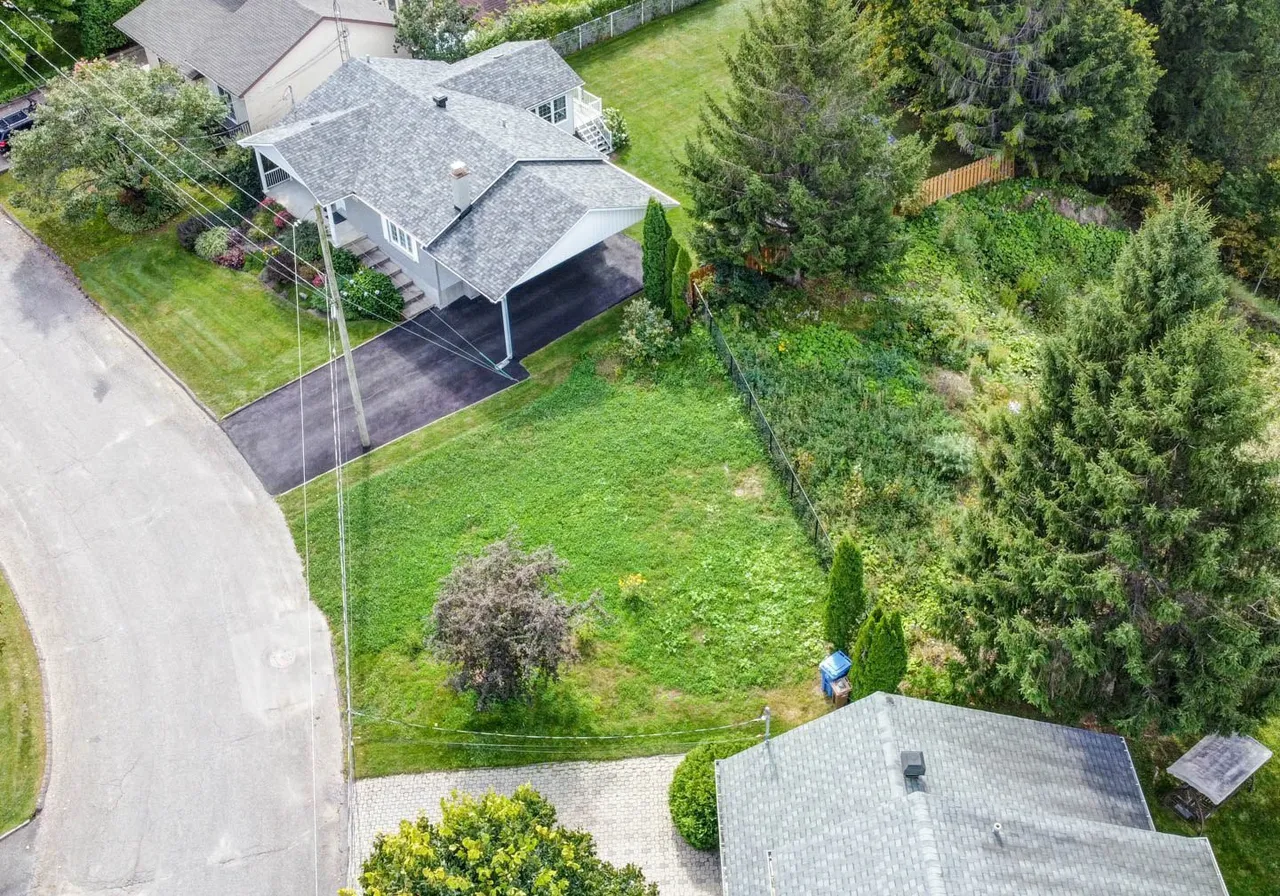 Land for Sale - 120 Tsse Lionel, Saint-Jérôme, J7Y 4H8