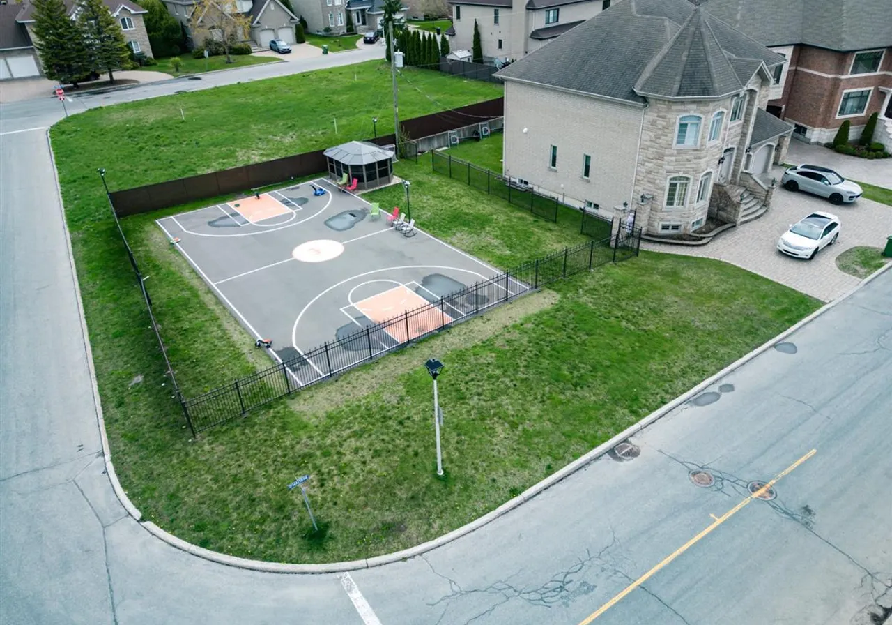 Land for Sale -  Rue Matisse, Montreal (Pierrefonds-Roxborro), H9A 3J6