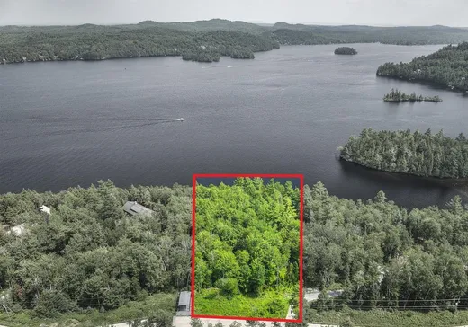 Terrain à vendre - 200 Rue de la Rive, Valcourt, J0E 1Y0