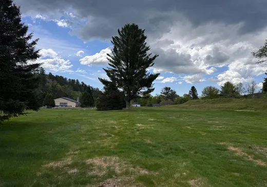 Land for Sale - 2 Rue de la Vallée, Sainte-Adèle, J8B 2A2