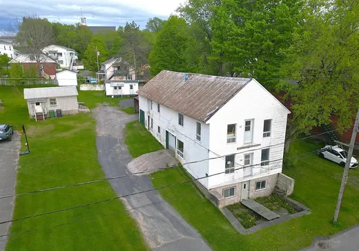 Land for Sale - 10 Rue du Dépôt, Danville, J0A 1A0