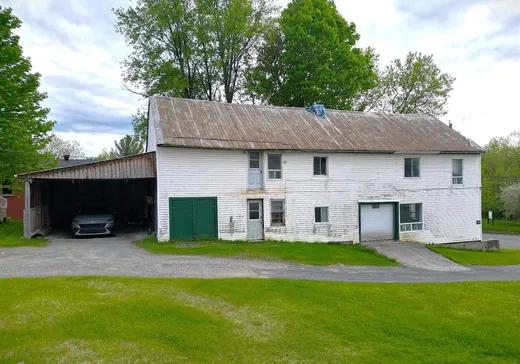 Land for Sale - 10 Rue du Dépôt, Danville, J0A 1A0