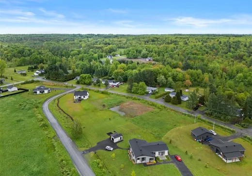 Terrain à vendre - 8 Rue Dumont, Lac-Brome, J0E 1R0