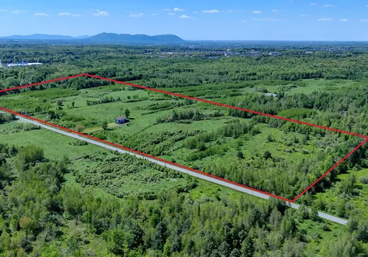 Terrain à vendre - 175-205 Rue Bruce, Granby, J2H 0P5