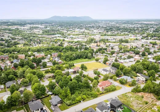 Land for Sale - 410 Rue des Cimes, Granby, J2H 2T9