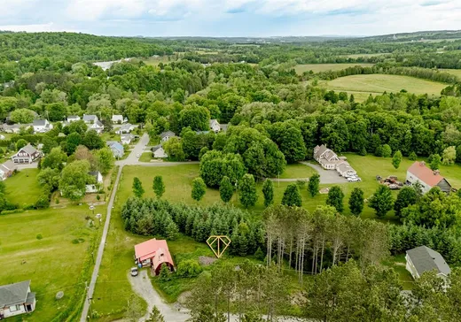 Terrain à vendre - 55 Rue des Pommiers, Dixville, J0B 1P0