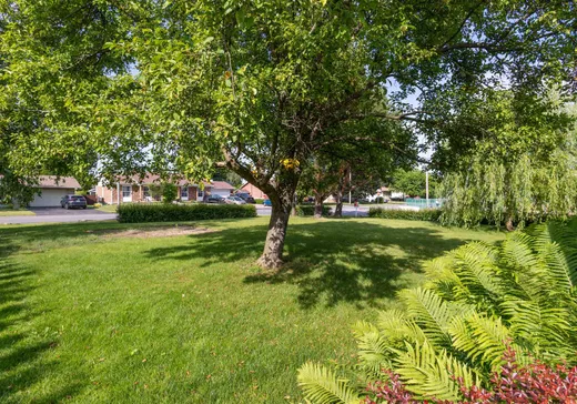 Terrain à vendre -  Rue des Chênes, Laval (Sainte-Dorothee), H1N 1N1
