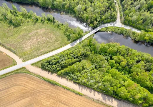 Terrain à vendre - 40 Ch. des Aviateurs, Lac-aux-Sables, G0X1M0