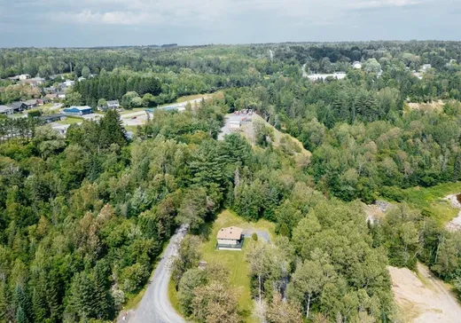 Terrain à vendre - 18970 Av. Donovan, Montréal (Centreville), G5Y 5B8