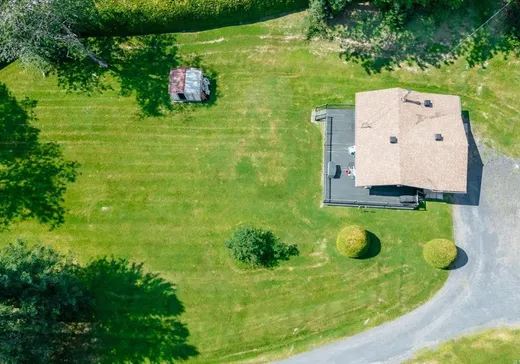 Terrain à vendre - 18970 Av. Donovan, Montréal (Centreville), G5Y 5B8