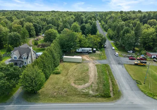 Terrain à vendre - 50 Rue Edmond, St-Nicephore, J2A 3G6