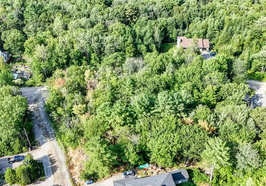 Terrain à vendre -  Ch. du Bonheur, Saint-Sauveur, J0R 1A0