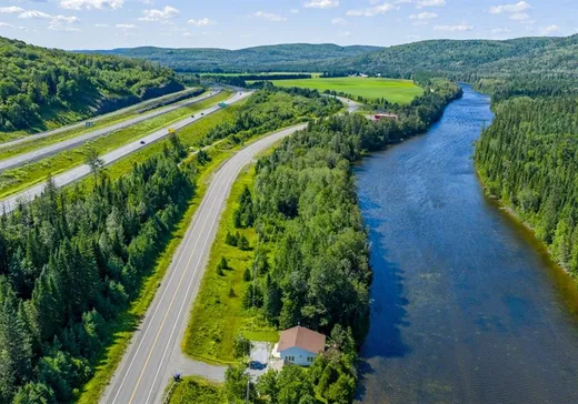 Terrain à vendre - 1727 Av. de la Madawaska, Dégelis, G5T 1P5