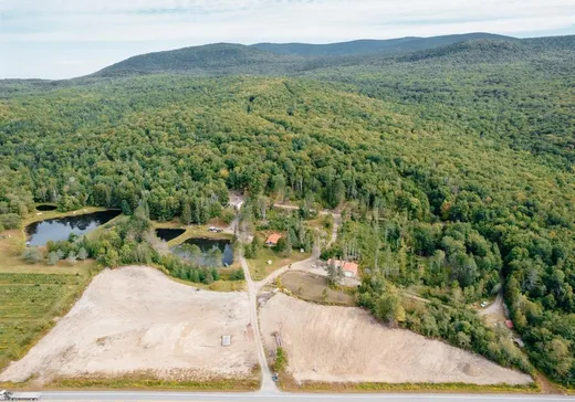 Terrain à vendre - 118A Route 212 E., Lac-Mégantic, J0B1Y2