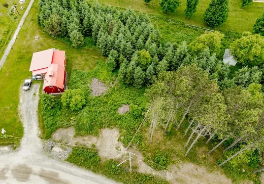 Terrain à vendre - 55 Rue des Pommiers, Dixville, J0B 1P0