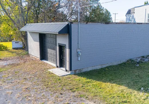 Terrain à vendre - 172 Rue Centrale, Saint-Stanislas-de-Kostka, J0S 1W0