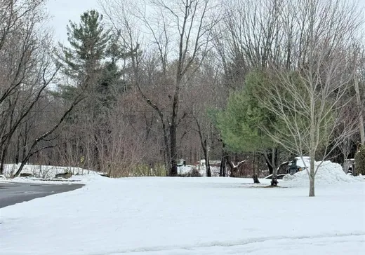 Land for Sale -  Av. de Lorraine, Lachute, J8H 4N8