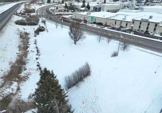 Terrain à vendre - 152 Boul. Laurier, Château-Richer, G0A 1N0
