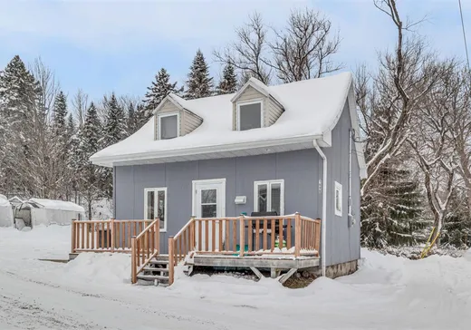 Terrain à vendre - 1698Z Av. du Lac-St-Charles, Lac-St-Charles, G3G 2X3