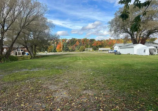 Terrain à vendre - 7634 Boul. Ste-Anne, Château-Richer, G0A 1N0