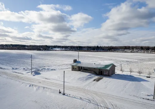 Land for Sale - 880 Rg Therrien, Saint-Lucien, J0C 1N0