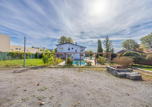 Terrain à vendre - 145A Boul. Louis-XIV, Lebourgneuf, G2K 1W6