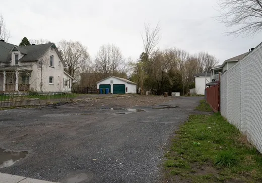 Land for Sale - 565 Rue St-Paul, Farnham, J2N 2K2