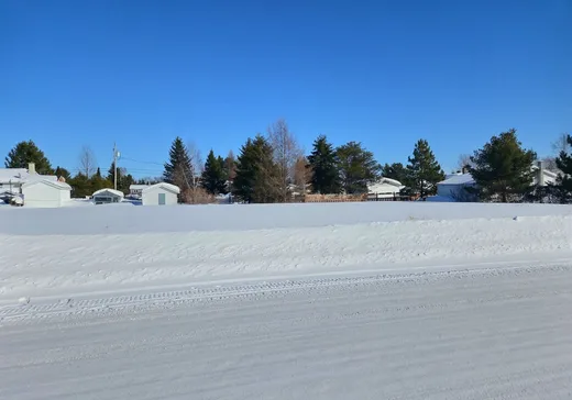 Terrain à vendre -  2e Rue O., Amos, J0Y 1V0