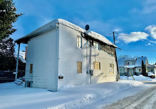 Terrain à vendre - 111 Rue Durocher, Lachute, J8H 2W1