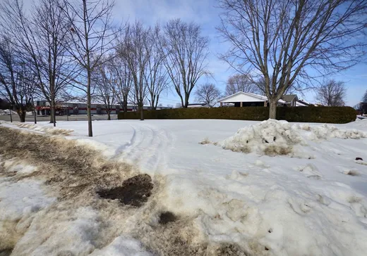 Terrain à vendre - 16 Boul. Marchand, Warwick, J0A 1M0