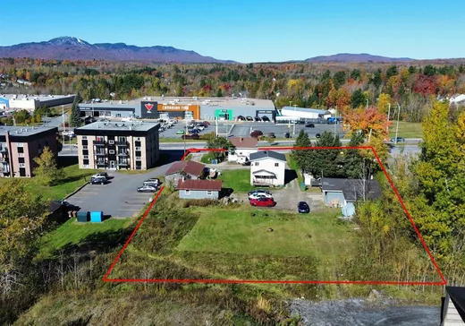 Terrain à vendre - 2150 Rue Sherbrooke, Magog, J1X 2T3