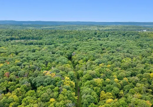 Terrain à vendre -  Route 105, Maniwaki, J9E 3A9