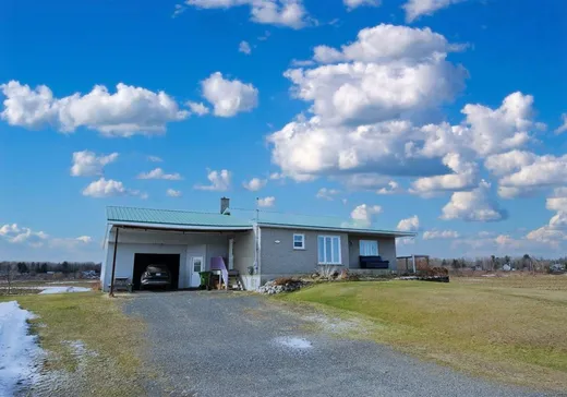 Land for sale - 900Z Rg Therrien, Saint-Lucien, J0C1N0