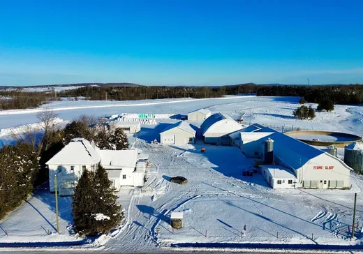 Terrain à vendre - 881Z Ch. du Lac, Sainte-Anne-de-la-Rochelle, J0E 2B0