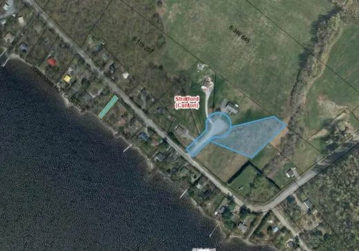 Terrain à vendre - Z Rue Renard, Stratford, G0Y 1P0