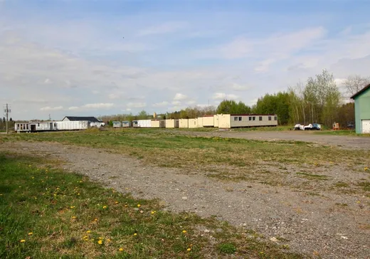 Land for Sale - 645 Rue Commerciale N., Témiscouata-sur-le-Lac, G0L 1E0