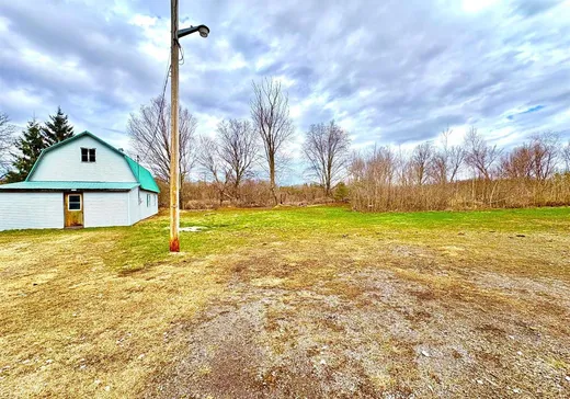 Terrain à vendre - 592 Rue Notre-Dame, Saint-Casimir, G0A 3L0