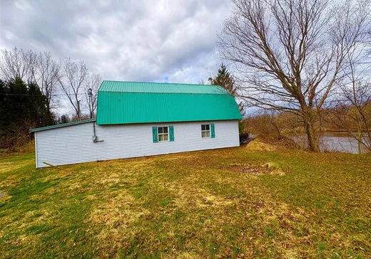 Terrain à vendre - 592 Rue Notre-Dame, Saint-Casimir, G0A 3L0