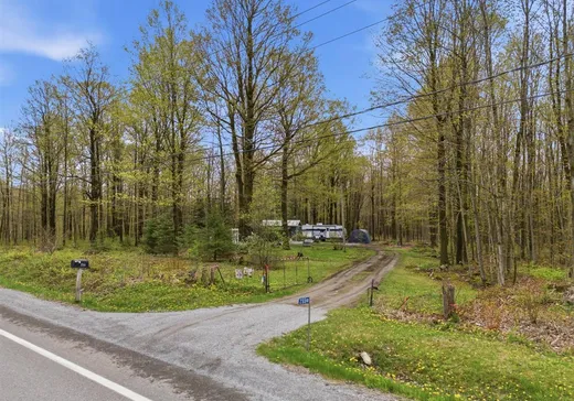 Terrain à vendre - 255 Route 116, Acton Vale, J0H1A0